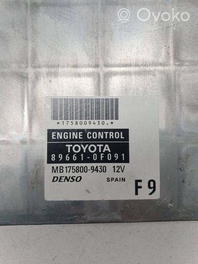 Toyota Corolla Verso AR10 Moottorin ohjainlaite/moduuli 896610F091