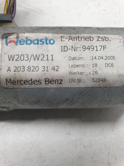 Mercedes-Benz E W211 Motore/attuatore A2038203142