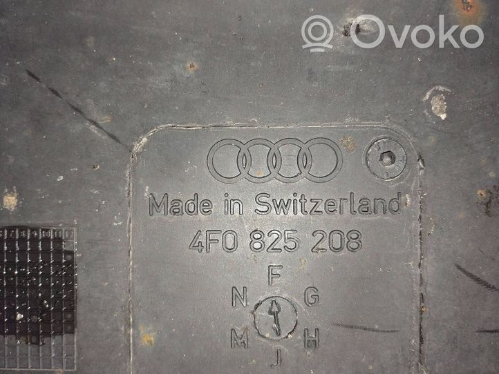 Audi A6 S6 C6 4F Osłona boczna podwozia 4F0825208