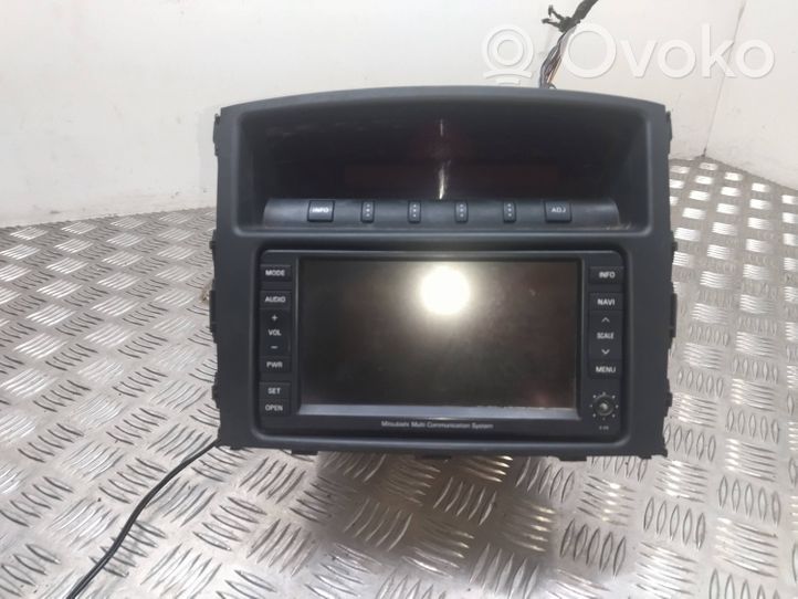 Mitsubishi Pajero Radio/CD/DVD/GPS-pääyksikkö 