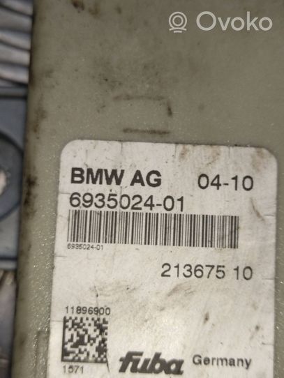 BMW 5 GT F07 Amplificateur d'antenne 6935024