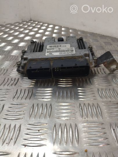 Hyundai Santa Fe Sterownik / Moduł ECU 3911327825