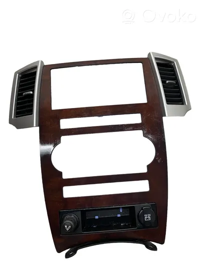 Jeep Grand Cherokee (WK) Panneau de garniture console centrale 