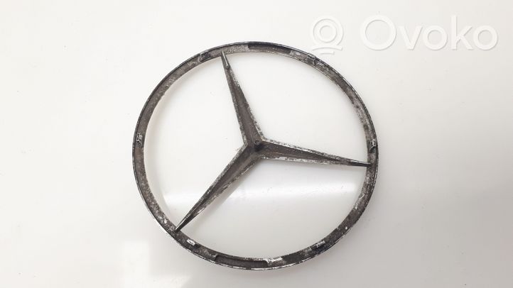 Mercedes-Benz E W124 Inny emblemat / znaczek 1244010103