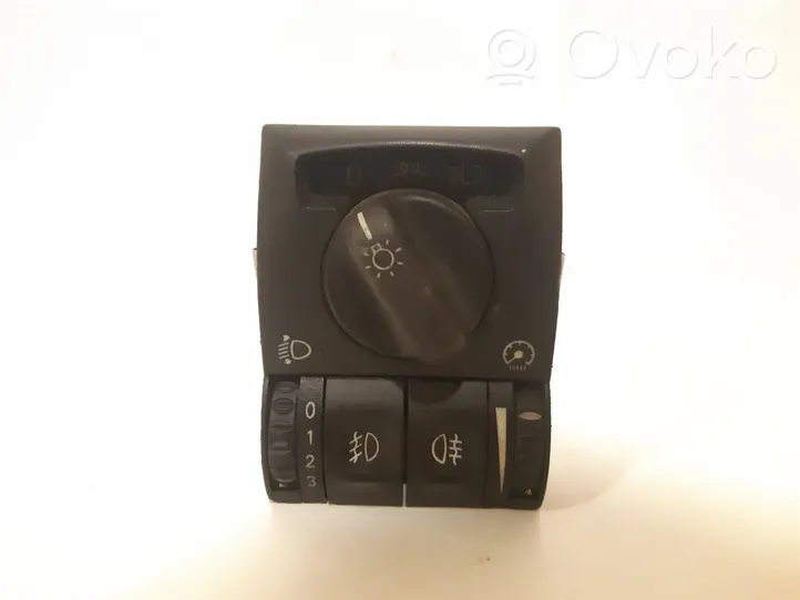 Opel Omega B1 Light switch 90460591