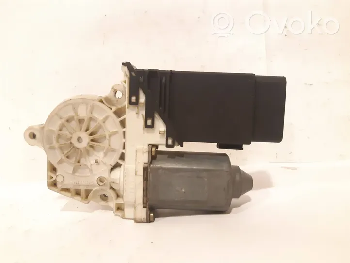 Volkswagen Golf IV Fensterhebermotor Tür hinten 101387101