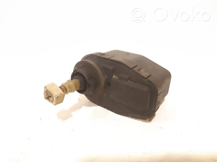 Audi 80 90 B3 Headlight level adjustment motor 0132008309