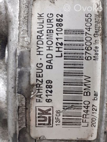 BMW 7 E65 E66 Ohjaustehostimen pumppu LH2110852