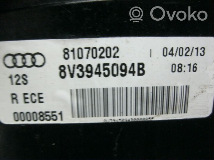 Audi A3 S3 8V Takaluukun takavalot 8V3945094B