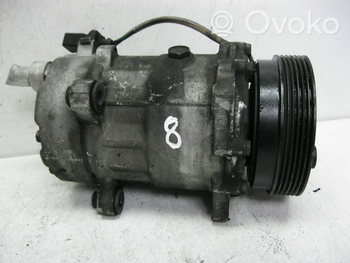 Volkswagen Golf IV Ilmastointilaitteen kompressorin pumppu (A/C) 1J0820803F