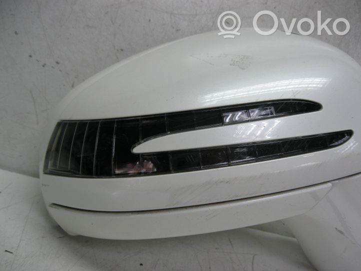 Mercedes-Benz SLK R172 Front door electric wing mirror 