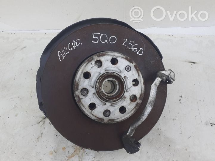 Volkswagen Golf VII Fuso a snodo con mozzo ruota anteriore 5Q0256D