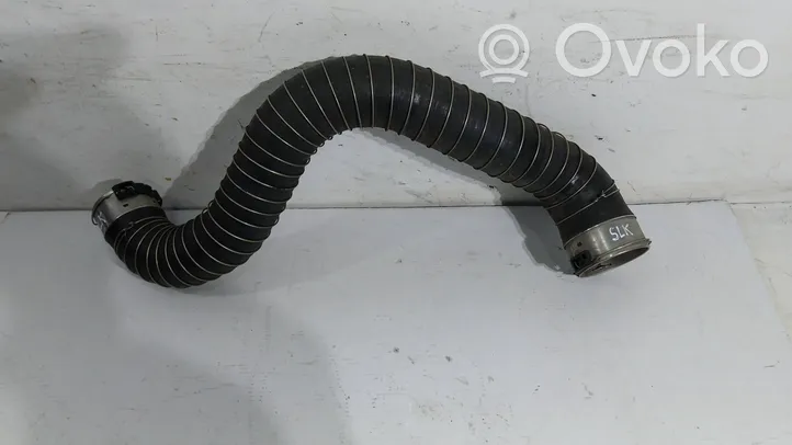 Mercedes-Benz SLK R172 Tube d'admission de tuyau de refroidisseur intermédiaire A1725280282