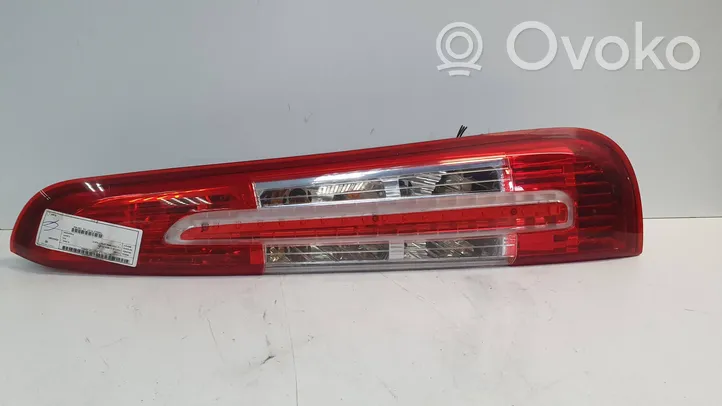 Ford C-MAX I Rear/tail lights 