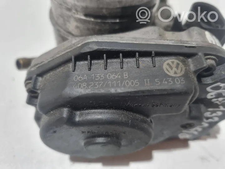 Volkswagen Transporter - Caravelle T4 Throttle valve 06A133064B