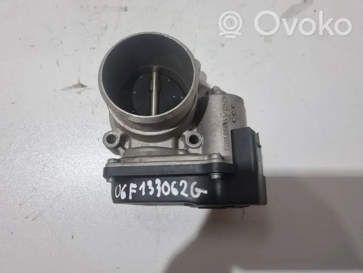 Audi A4 S4 B7 8E 8H Drosselklappenventil 06F133062G