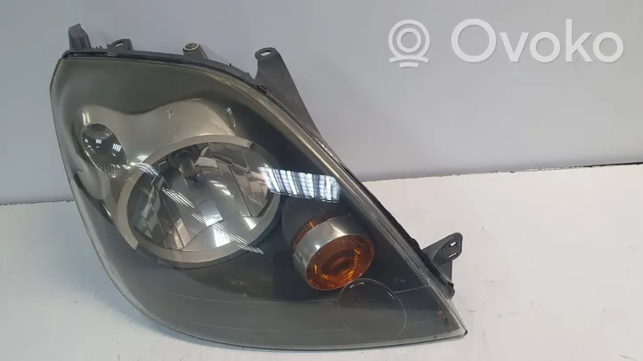 Ford Fiesta Lampa przednia 