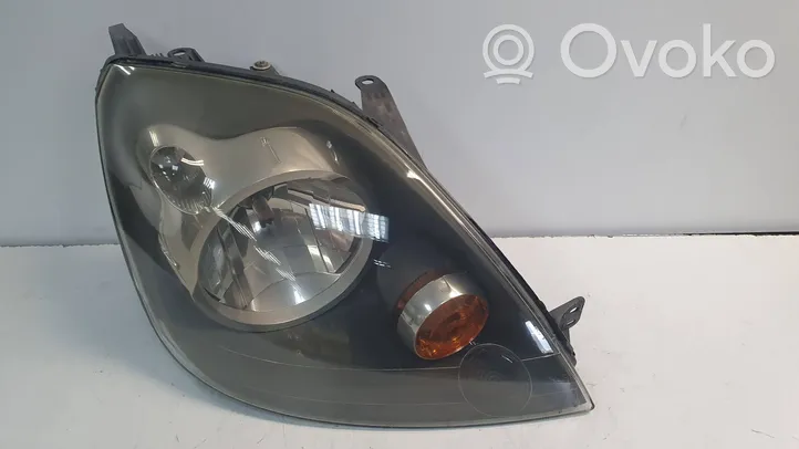 Ford Fiesta Lampa przednia 