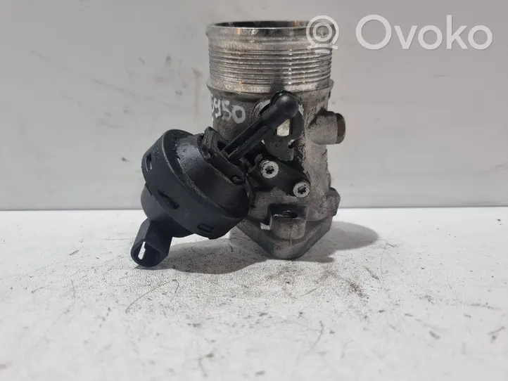 Audi A4 S4 B6 8E 8H Clapet d'étranglement 8E0145950C