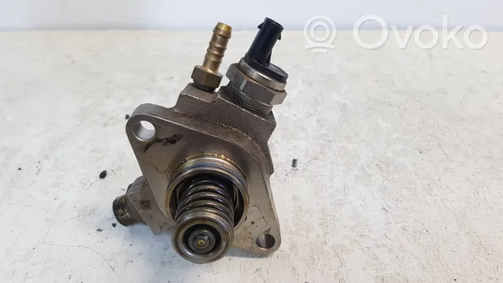 Skoda Fabia Mk3 (NJ) Pompe à carburant 04E127026BH