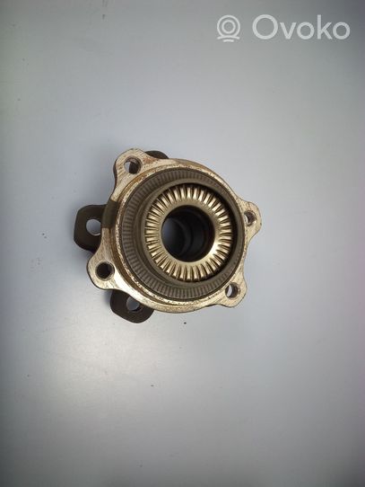 BMW 5 G30 G31 Cuscinetto a sfera della ruota posteriore 