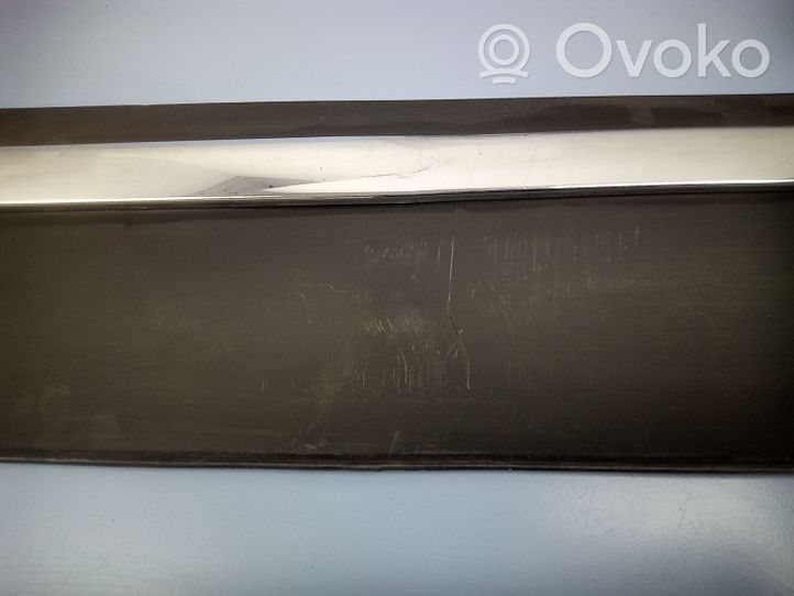 Nissan Qashqai Rivestimento della portiera anteriore (modanatura) 80871JD0C