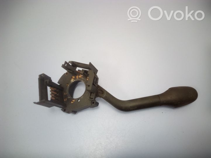 Toyota Avensis T220 Palanca de control del limpiaparabrisas 1H6953503AA