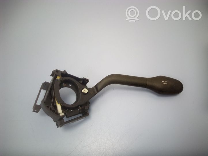 Toyota Avensis T220 Palanca de control del limpiaparabrisas 1H6953503AA