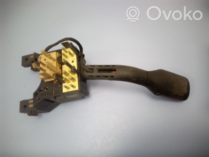 Audi A4 S4 B5 8D Schalter Hebel Scheibenwischer 45494