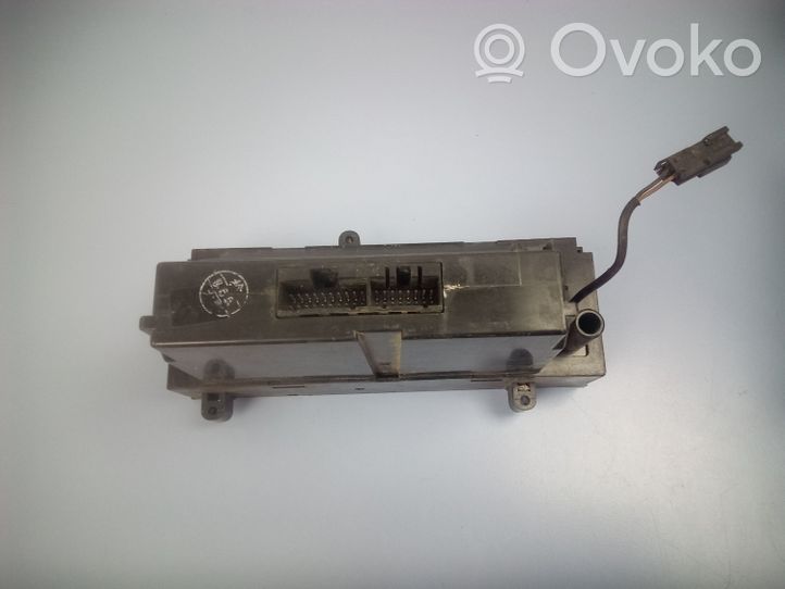 Mitsubishi Pajero Ilmastoinnin ohjainlaite MB657319