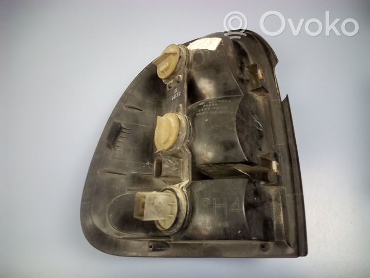 Chrysler Voyager Luci posteriori 4576362