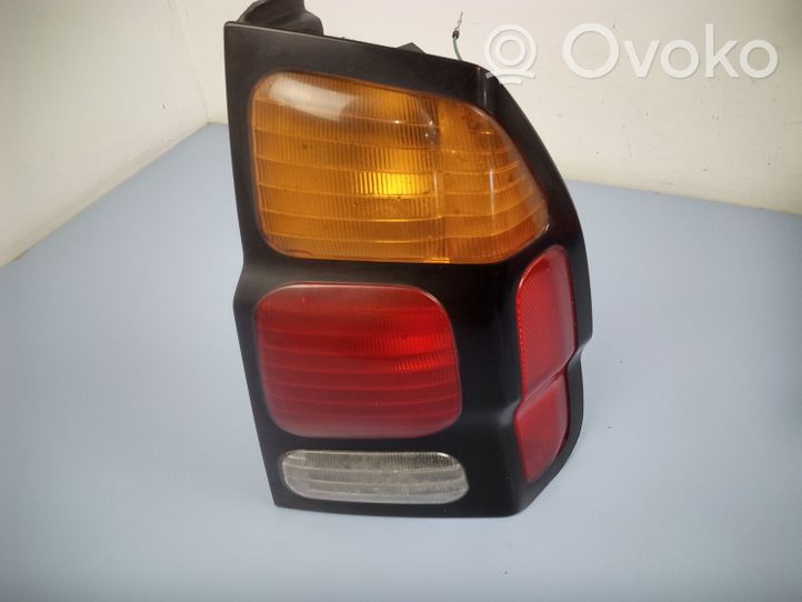 Mitsubishi Pajero Sport I Lampa tylna MR495798