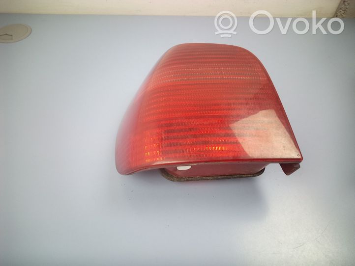 Volkswagen Polo III 6N 6N2 6NF Rear/tail lights 6N0945095H