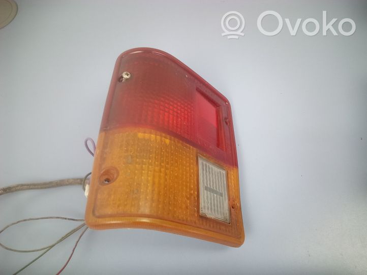 Mitsubishi Pajero Lampa tylna 0436772L