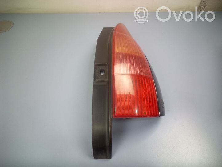 Peugeot 306 Lampa tylna 45228