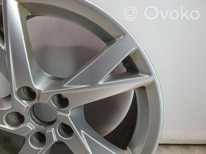 Audi Q3 8U Felgi aluminiowe R17 8U0601025AM