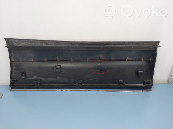 Volkswagen Tiguan Listwa drzwi tylnych 5NA854950