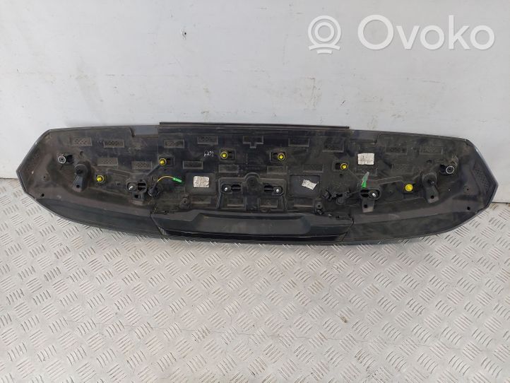 Volvo V60 Becquet de coffre 31455434