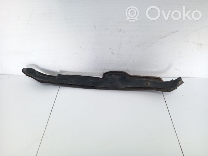 Toyota Yaris Supporto/guarnizione in poliuretano espanso del parafango 5382852120