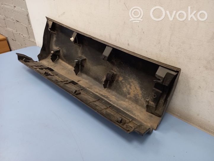 Toyota RAV 4 (XA40) Takaoven verhoilu 7507842020