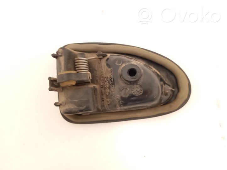 Iveco Daily 4th gen Maniglia interna per portiera anteriore 7700830079