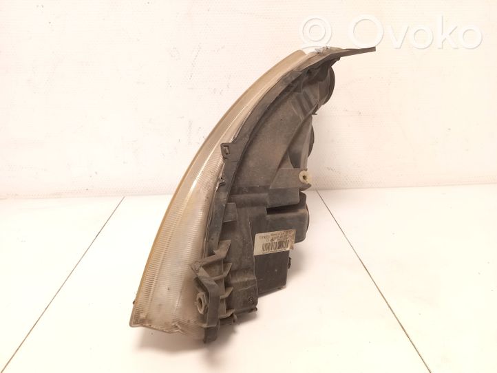 Iveco Daily 4th gen Lampa przednia 69500010