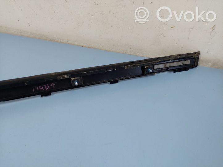 Lexus RX 330 - 350 - 400H Katon muotolistan suoja 45555111380