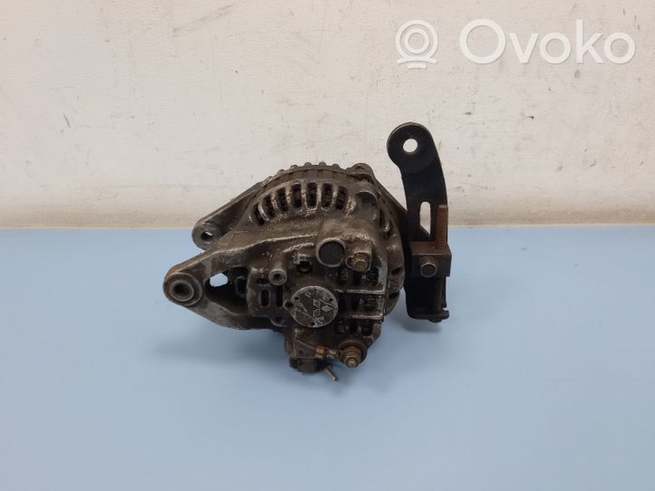 Mazda 323 Generatore/alternatore A2T05892