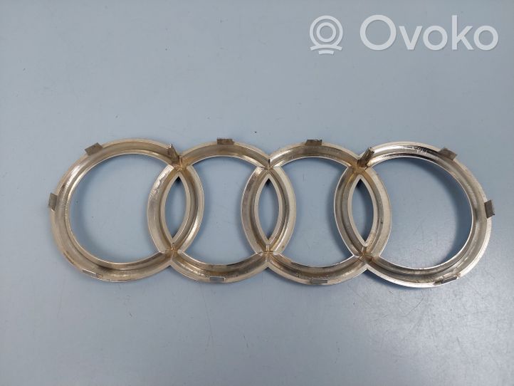 Audi A8 S8 D5 Mostrina con logo/emblema della casa automobilistica 4N0853605