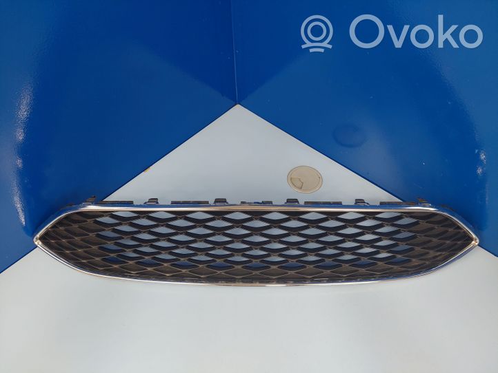 Ford Focus Grille calandre supérieure de pare-chocs avant F1EB8200A