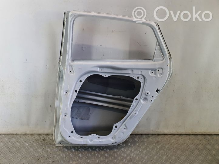 Hyundai i30 Portiera posteriore 77004G4000