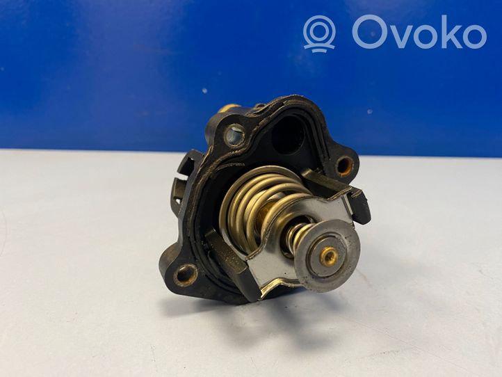 Ford Focus C-MAX Boîtier de thermostat / thermostat 4M5GEC