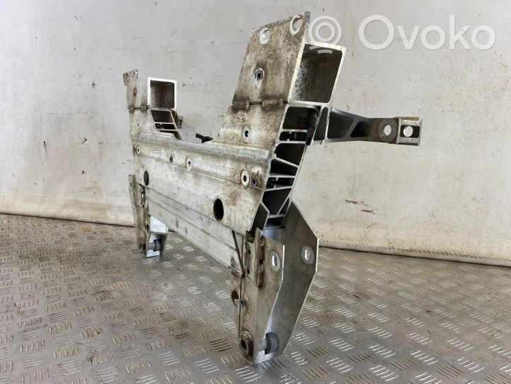 Peugeot 2008 II Front subframe 9825331880