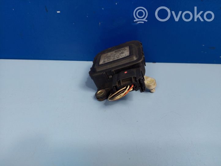 Audi A6 S6 C5 4B Moteur / actionneur de volet de climatisation 4B2820511AD